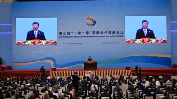 الصين أقرضت ما يزيد عن تريليون دولار في إطار "مبادرة الحزام والطريق"