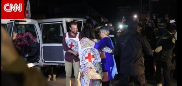 ماذا نعلم عن صفقة التبادل بين"حماس" وإسرائيل في خامس أيام الهدنة؟