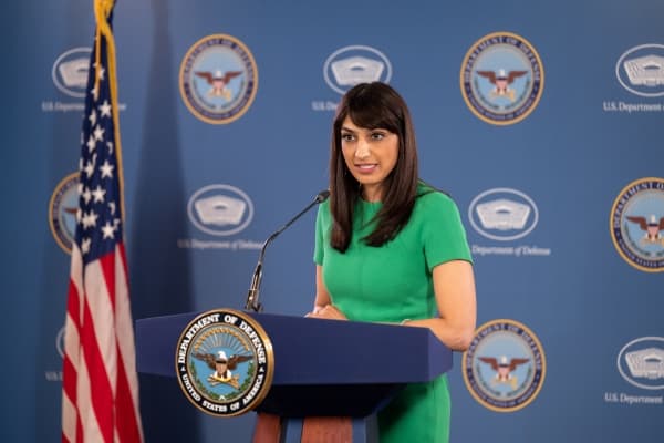 بعد تقارير عن انفجارات في صنعاء.. البنتاغون يعلق