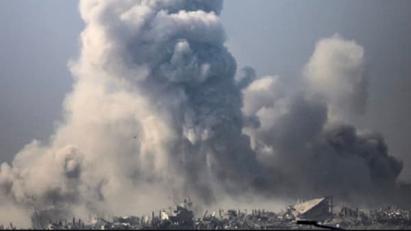 إسرائيل تدرس "إغراق أنفاق غزة بمياه البحر"