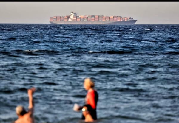 ألمانيا تدرس مع شركائها الأوربيين إمكانية القيام بمهمة جديدة لحماية السفن في البحر الأحمر