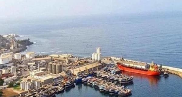 اليمن ينهي عاماً من الحرب الاقتصادية بتطلعات لتحقيق السلام