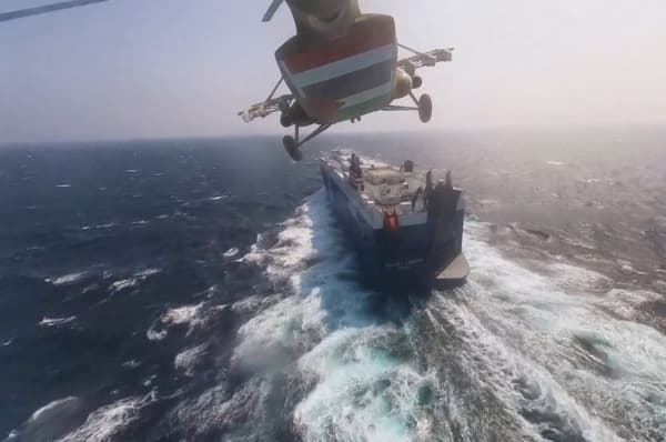 تسلسل زمني لاحدث الهجمات على خطوط الملاحة في البحر الاحمر وخليج عدن