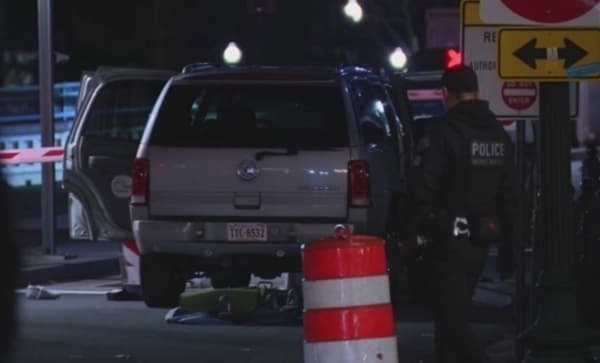 سيارة تصطدم بسياج البيت الأبيض وتوقيف السائق