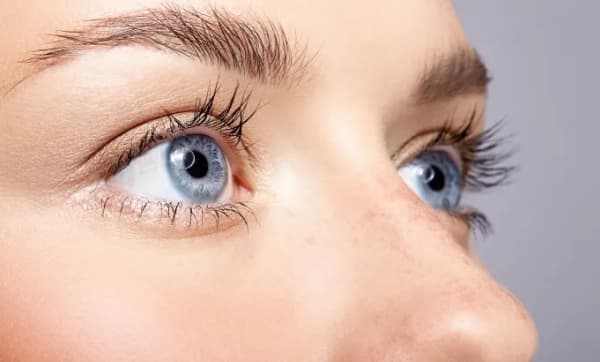 أعراض ‫العشى الليلي وأسبابه