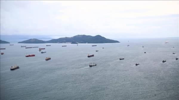 تسلسل زمني لأحدث الهجمات على خطوط الملاحة في البحر الأحمر وخليج عدن