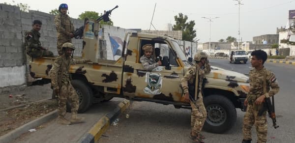 "العفو الدولية" تطالب "المجلس الانتقالي" بوقف حملة القمع ضد الفضاء المدني في عدن