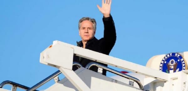 وزير الخارجية الأمريكي يزور الصين للحفاظ على استقرار العلاقات بين البلدين