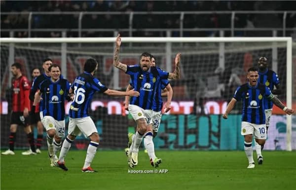 إنتر يحسم ديربي البطاقات الحمراء أمام غريمه ميلان ويتوج بالدوري الإيطالي