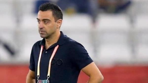 برشلونة الإسباني يعلن رسمياً إقالة مدربه تشافي والألماني فليك خليفته