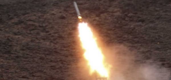 سنتكوم تقول إنها دمرت صاروخ كروز في منطقة يسيطر عليها الحوثيون في اليمن