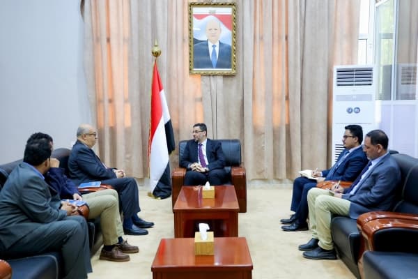 بن مبارك يكشف عن خطة حكومية لإدراج عدن في قائمة التراث العالمي