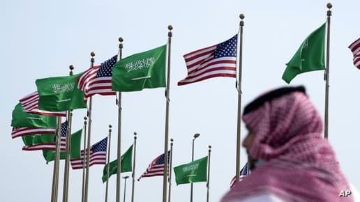 ماذا يفعل محمد بن سلمان بالسياسة السعودية وبالعلاقة مع واشنطن؟