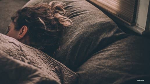 كيف تحاول خلايا الدماغ "التنبؤ بالمستقبل" أثناء النوم؟