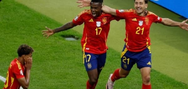 "الماتادور" الإسباني يدهس "الأسود الثلاثة" ويتوج بلقبه الرابع في بطولة أمم أوروبا