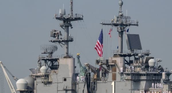 القوات الأمريكية تدمر خمس طائرات مسيّرة تابعة للحوثيين