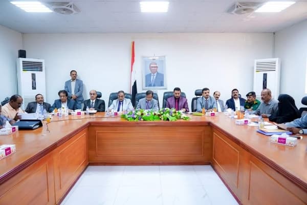 بدء العمل في تنفيذ مشروع محطة الطاقة الشمسية بشبوة