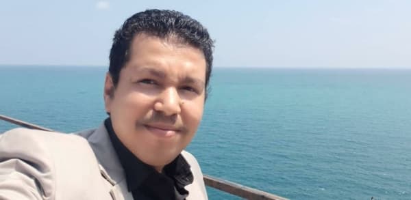 نقابة الصحفيين تطالب بإطلاق سراح الصحفي أحمد ماهر بعيد عامين على اعتقاله في عدن