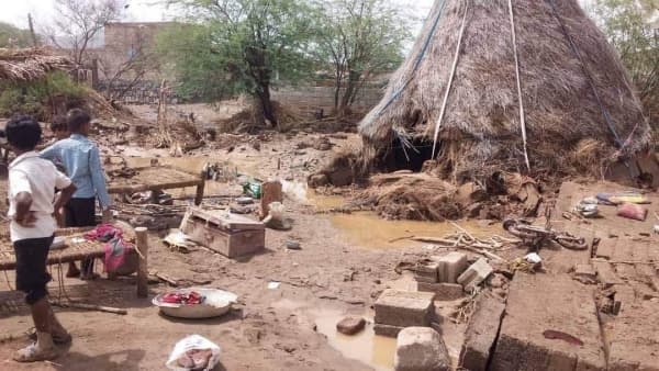 السيول والفيضانات تزيد مأساة اليمنيين