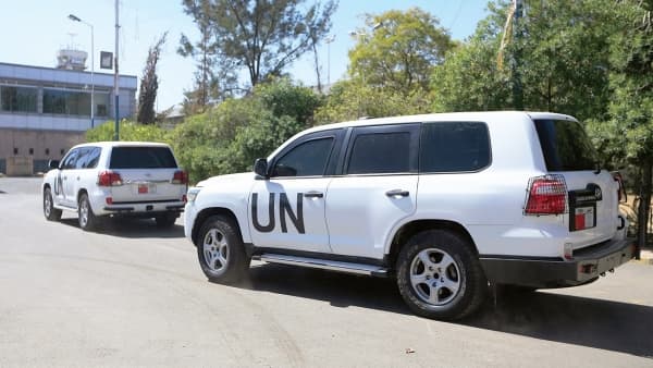 منظمة حقوقية تبدي تخوفها من وصول الحوثيين لهويات الضحايا بعد اقتحام مكتب المفوضية الأممية