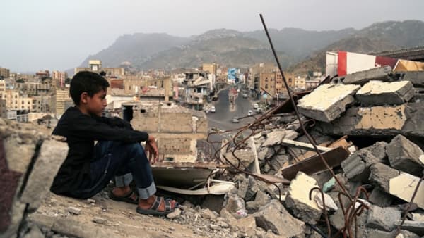 بعد مرور عقد من الزمان.. تقييم المسؤولية المشتركة عن مأساة اليمن