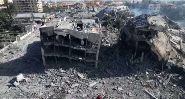 30 قتيلا بضربات إسرائيلية على جباليا