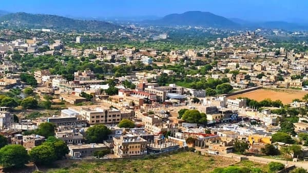 مقتل امرأة برصاص الحوثيين في الضالع