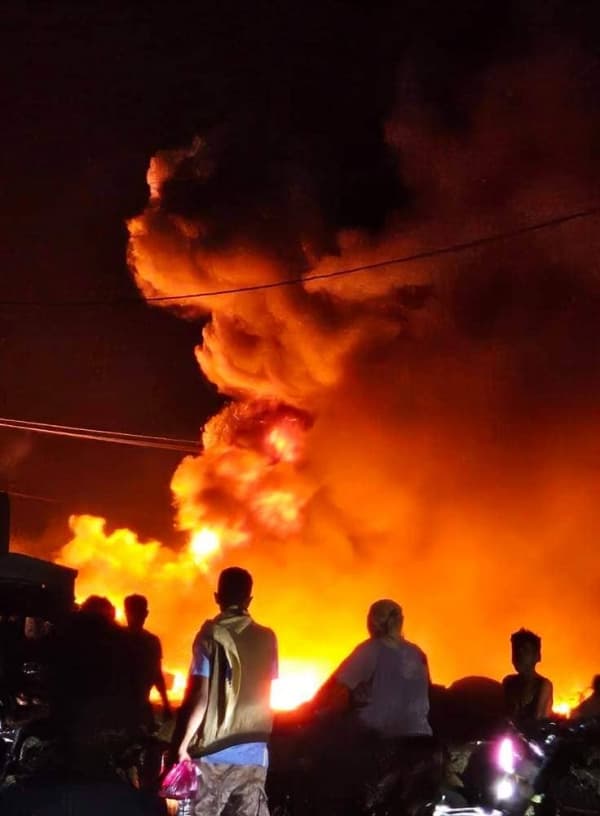 إصابات في حريق بمحطة للغاز في المخا