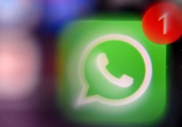 "واتساب الذهبي".. إصدرات غير رسمية من منصة التراسل تحمل مخاطر أمنية