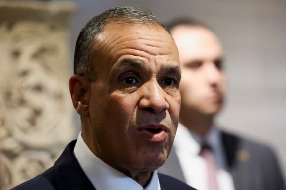 وزير الخارجية المصري يقول ان بلاده قد تكون الأكثر تضررا من التصعيد في البحر الأحمر