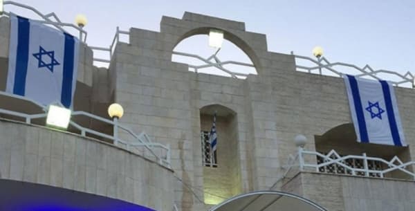 مقتل مسلح وإصابة 3 أفراد أمن في إطلاق نار قرب سفارة إسرائيل في الأردن