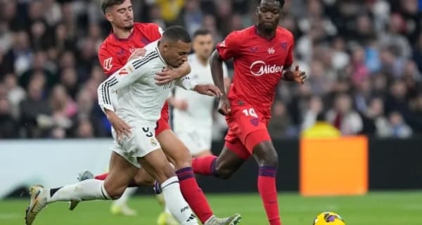 ريال مدريد يرتقي إلى الوصافة بفوزه الثمين على إشبيلية