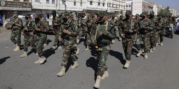 هل يستعد ترامب لتكرار إخفاقات بايدن مع الحوثيين؟