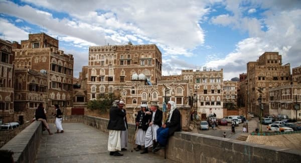 ستارلينك في اليمن..بين تعزيز الاتصالات وابعاد الصراع السياسي