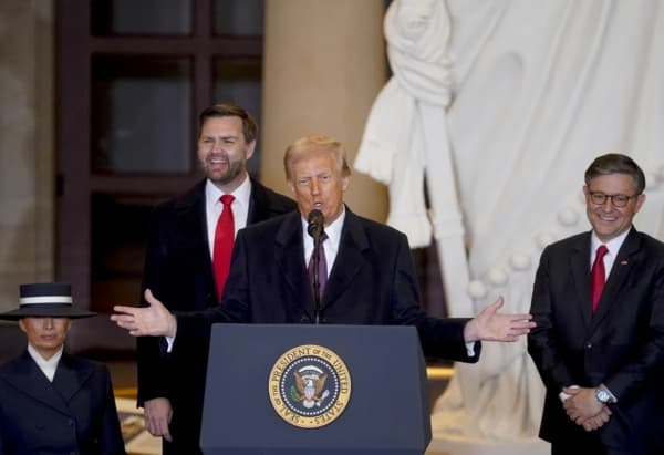 ترامب في خطاب التنصيب.. انتهى عهد التراجع الأميركي