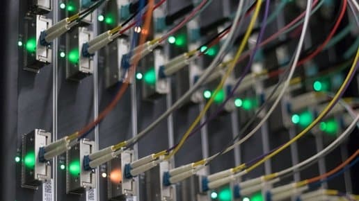 "ستارغيت".. تفاصيل مشروع الـ 500 مليار دولار الذي يرعاه ترامب