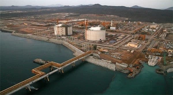 توتر عسكري في محيط منشأة بلحاف بمحافظة شبوة