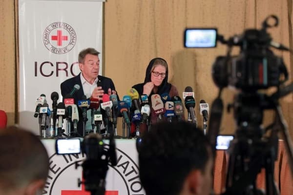 لجنة الصليب الاحمر تنفي علمها بأي اتفاق لفتح طريق حيوي بين عدن وصنعاء