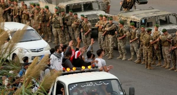 مقتل 5 اشخاص باشتباكات بين عناصر من حزب الله ورجال عشائر