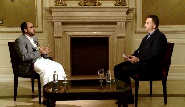 الحوثيون يقولون ان الوساطة العمانية لم تصل الى نتيجة وان الامارات لم تغادر اليمن
