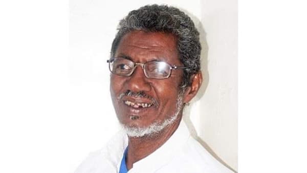 وفاة عضو هيئة تحرير"الايام" صحفي الاخبار المخضرم سليمان حنش