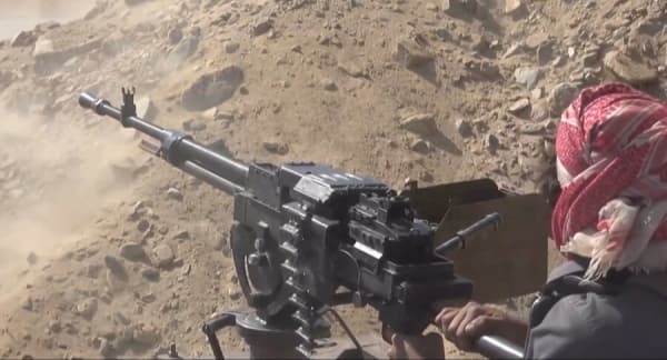 130 قتيلا باشتباكات جديدة وغارات جوية حول مدينة مارب