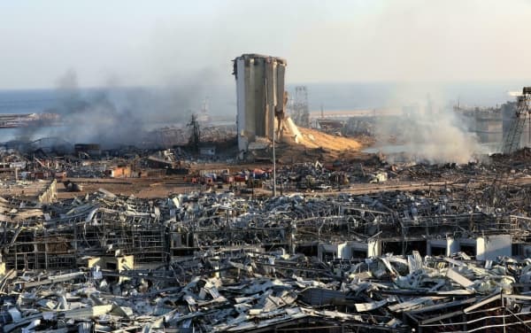 مسؤول بحزب الله أبلغ قاضي تحقيق انفجار مرفأ بيروت ان الجماعة ستزيحه عن التحقيق