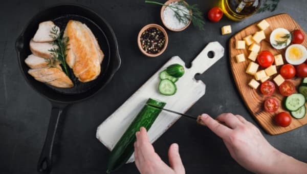 أخطاء صغيرة تجعل الطعام غير صحي