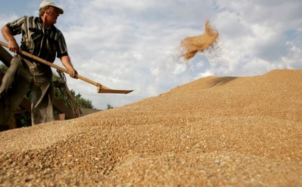 اليكم ما يمكن معرفته حول التداعيات اليمنية للحرب الاوكرانية الروسية