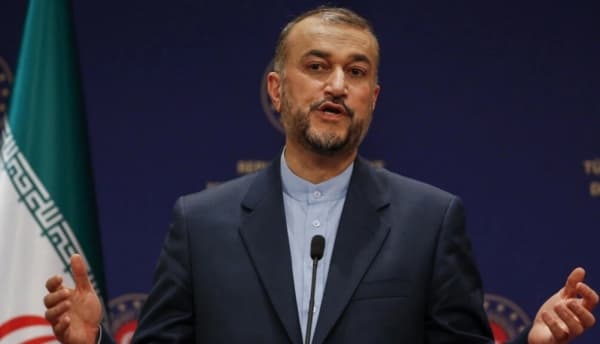 ايران تقول ان واشنطن تفتقر إلى "المبادرة السياسية" في المفاوضات النووية