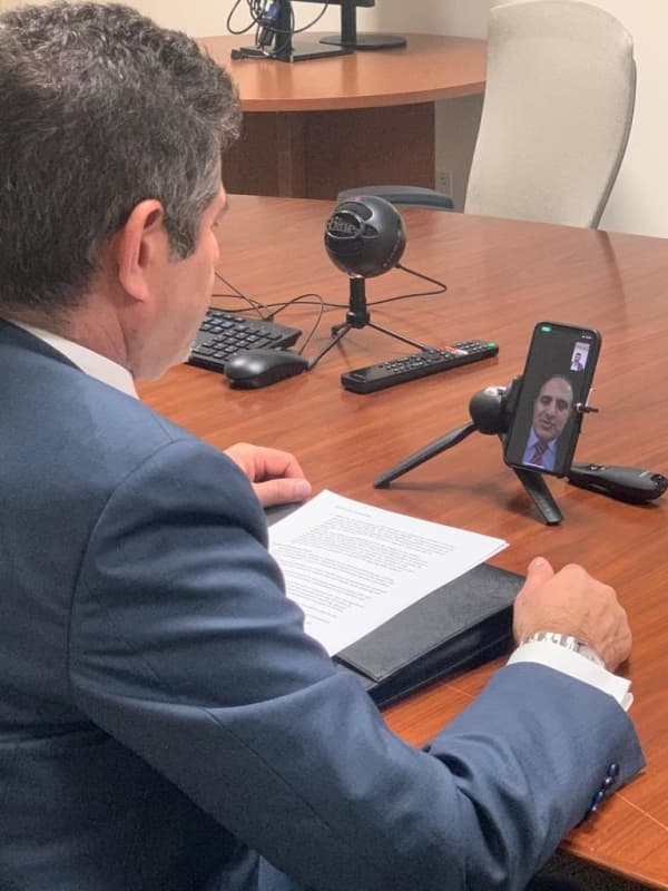 الولايات المتحدة تجدد التزامها بتحسين الرعاية الصحية في اليمن