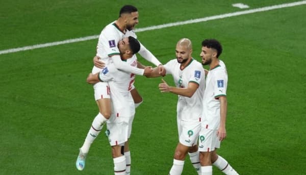 المنتخب المغربي يتأهل للدور ثمن النهائي بالفوز على كندا 2-1