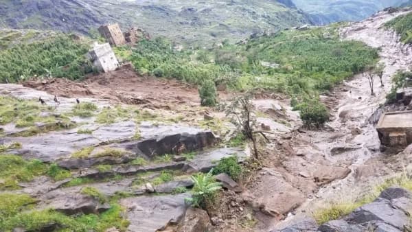 وفاة 4 اشخاص اثر انهيار سد مائي في المحويت