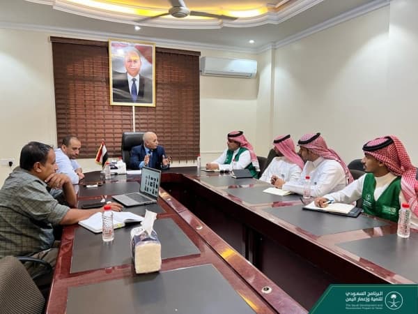 ترتيبات لإنشاء محطة تحلية مياه في عدن بتمويل سعودي